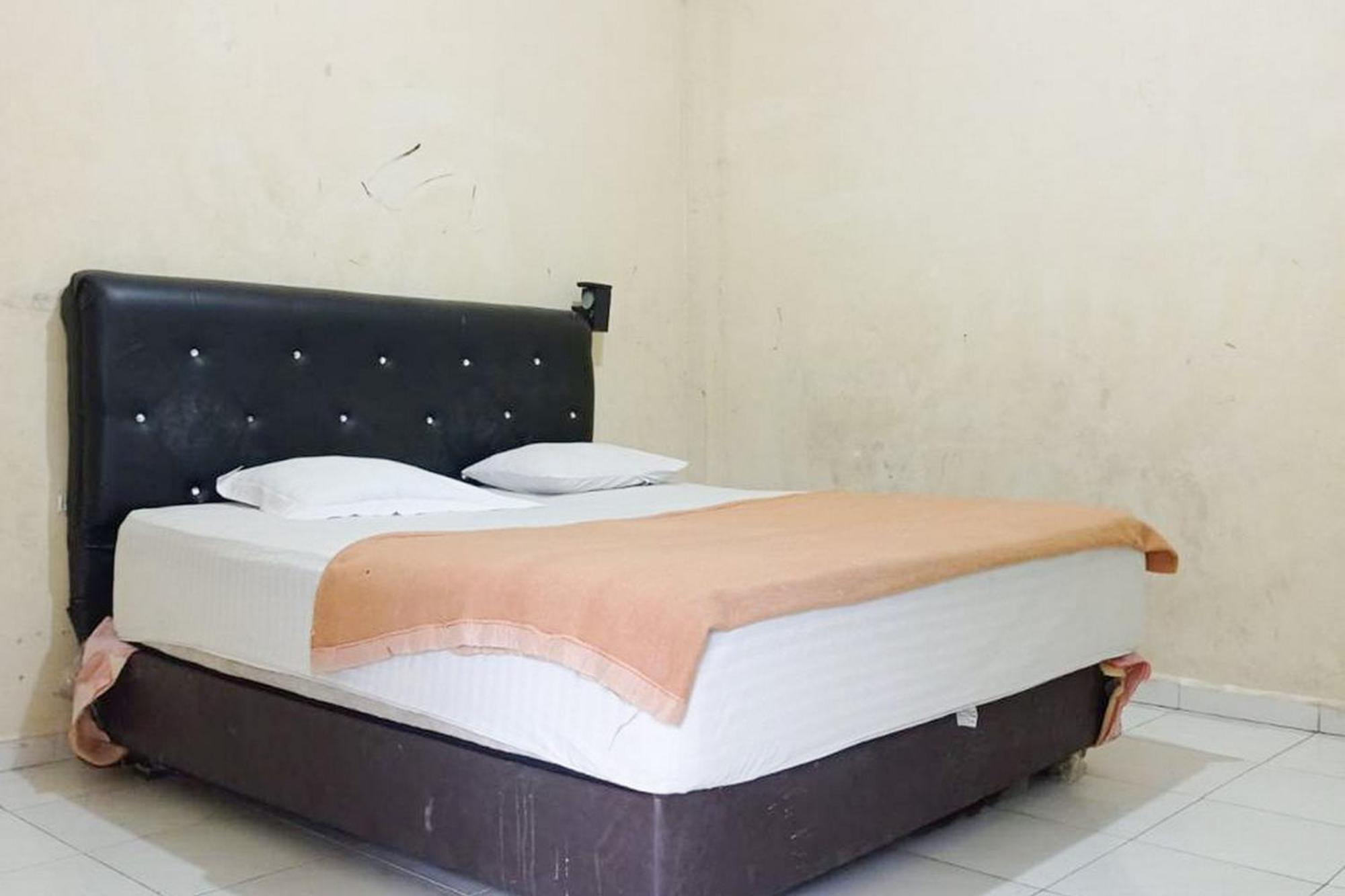 Hotel Pantai Panjang Bengkulu Redpartner Bagian luar foto