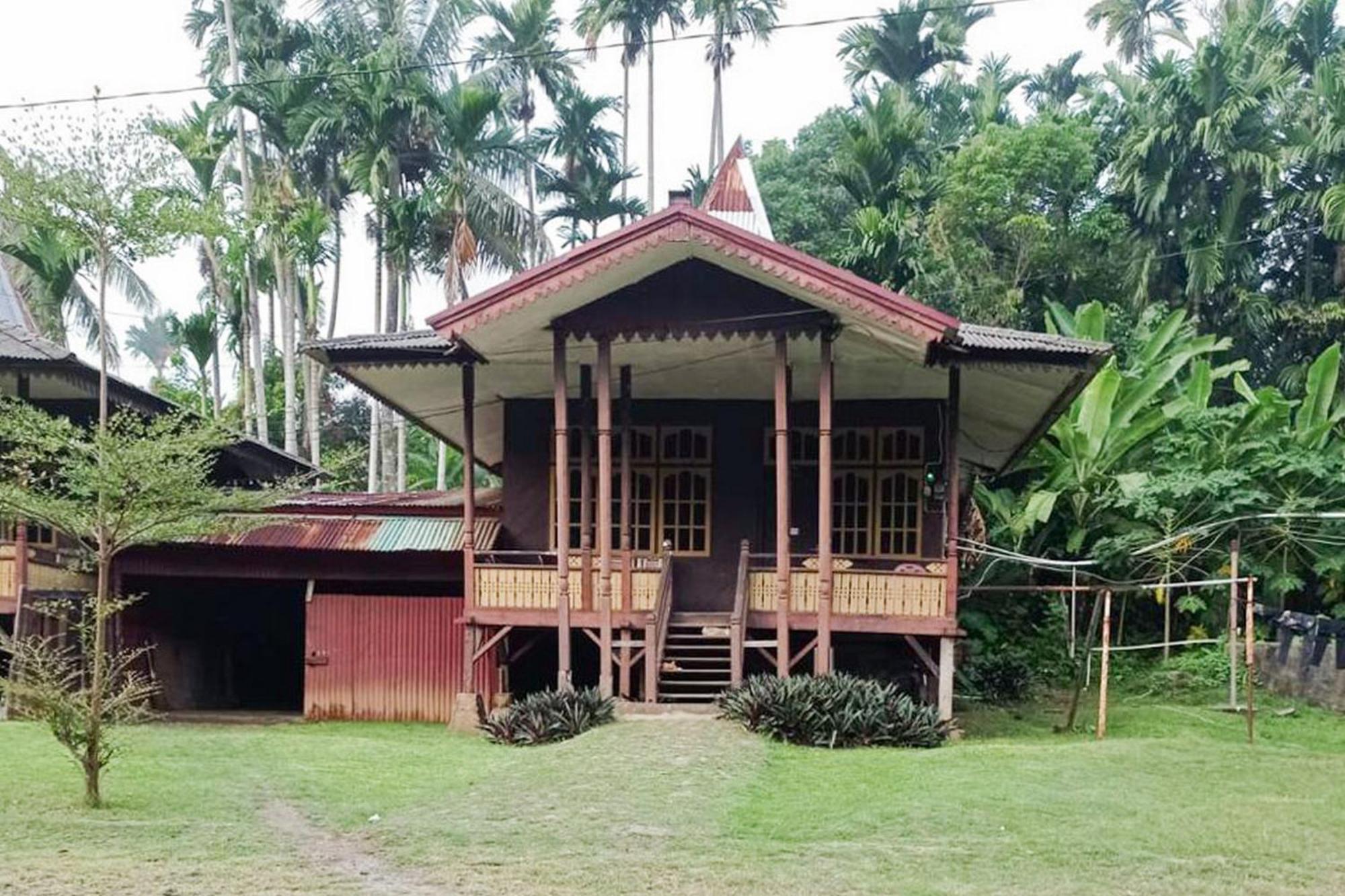 Hotel Pantai Panjang Bengkulu Redpartner Bagian luar foto