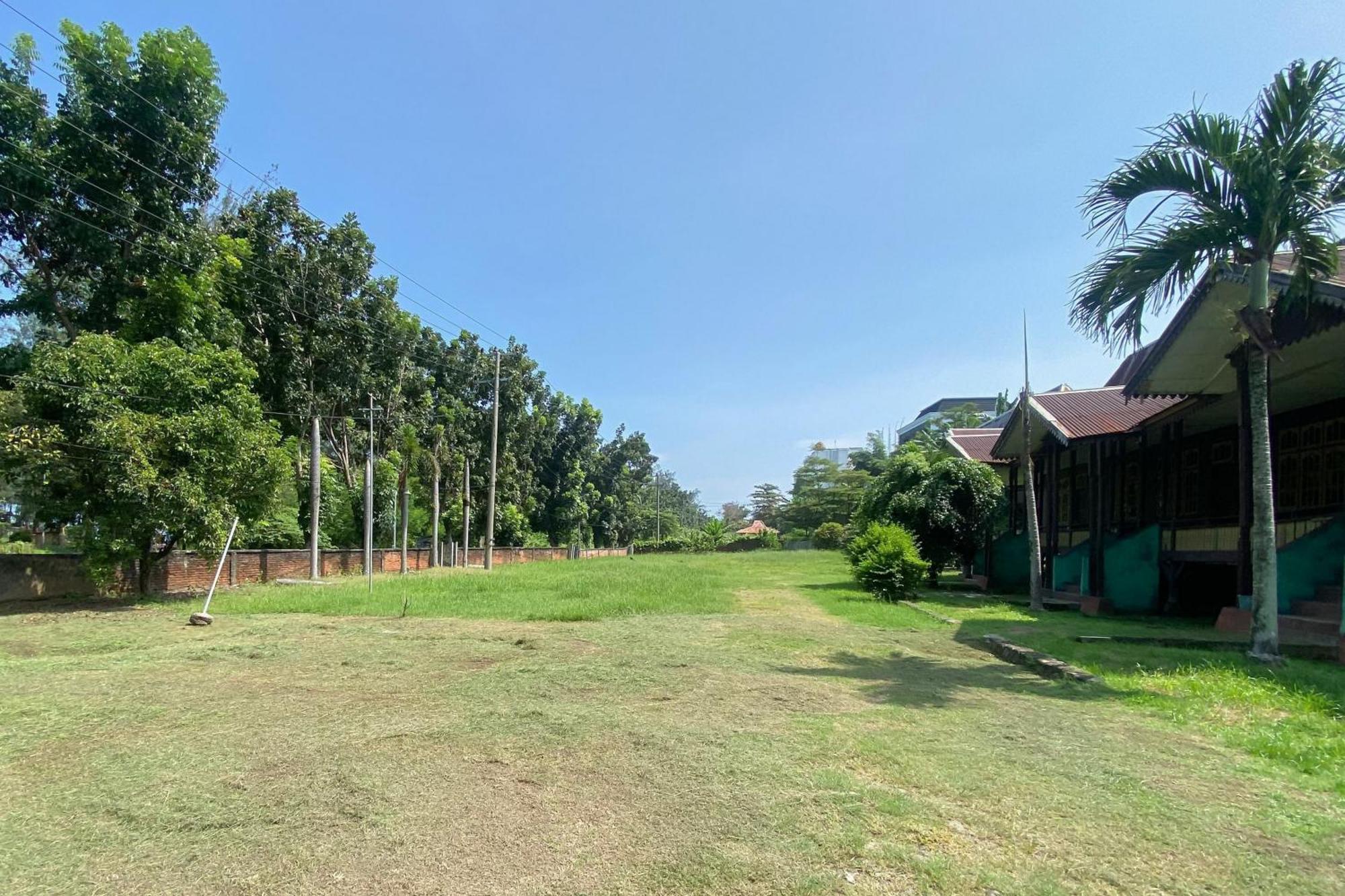 Hotel Pantai Panjang Bengkulu Redpartner Bagian luar foto